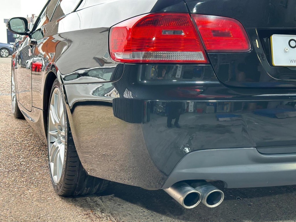 BMW 3 SERIES 3.0 330i M Sport Steptronic Euro 5 2dr 2010