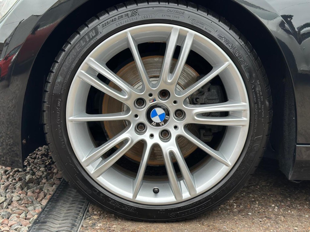 BMW 3 SERIES 3.0 330i M Sport Steptronic Euro 5 2dr 2010