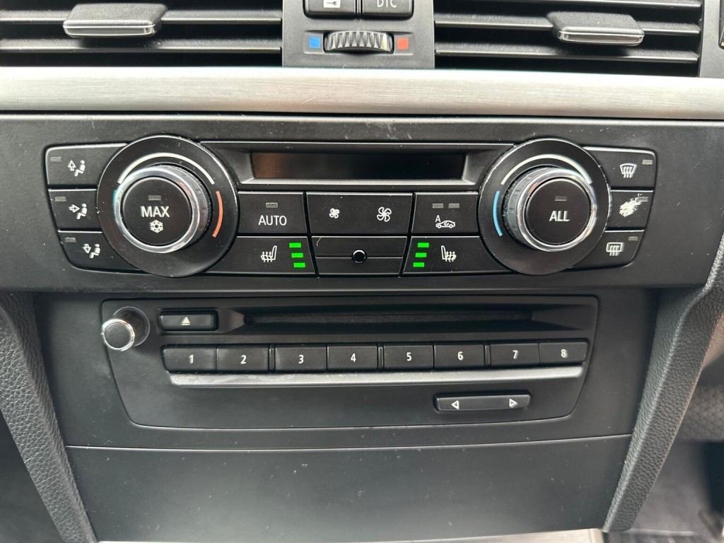 BMW 3 SERIES 3.0 330i M Sport Steptronic Euro 5 2dr 2010