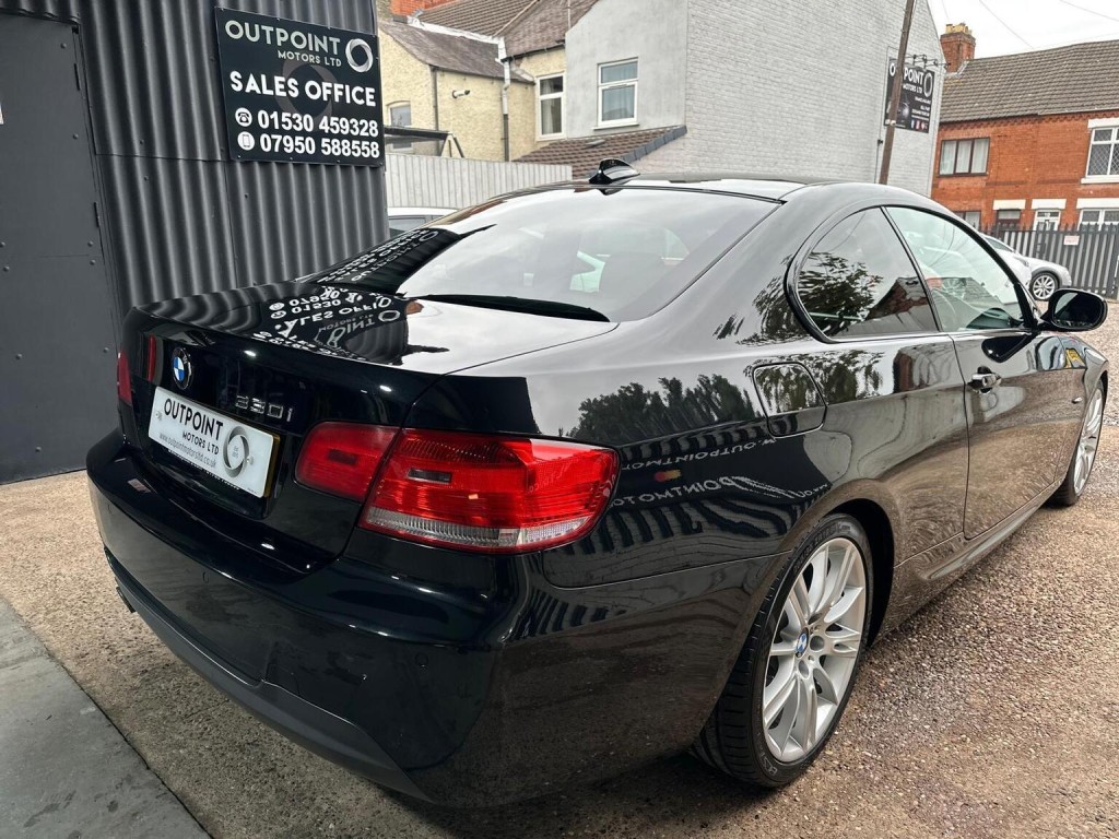 BMW 3 SERIES 3.0 330i M Sport Steptronic Euro 5 2dr 2010