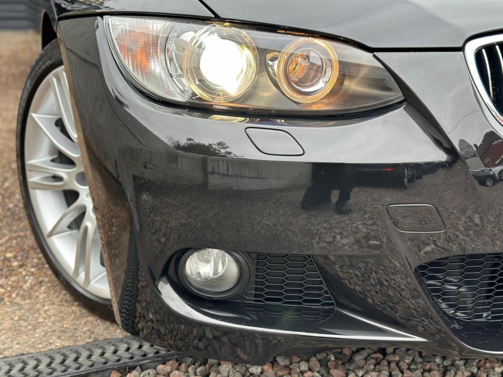 BMW 3 SERIES 3.0 330i M Sport Steptronic Euro 5 2dr 2010