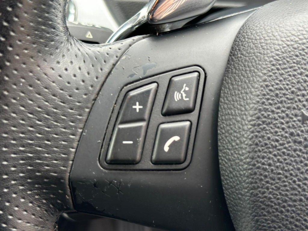 BMW 3 SERIES 3.0 330i M Sport Steptronic Euro 5 2dr 2010