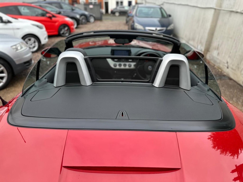 BMW Z4 2.5 23i M Sport sDrive Euro 5 2dr 2012