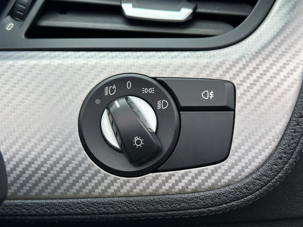 BMW Z4 2.5 23i M Sport sDrive Euro 5 2dr 2012