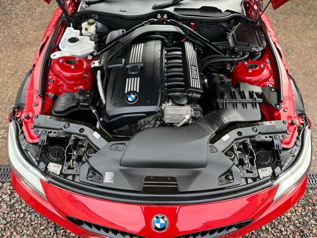 BMW Z4 2.5 23i M Sport sDrive Euro 5 2dr 2012