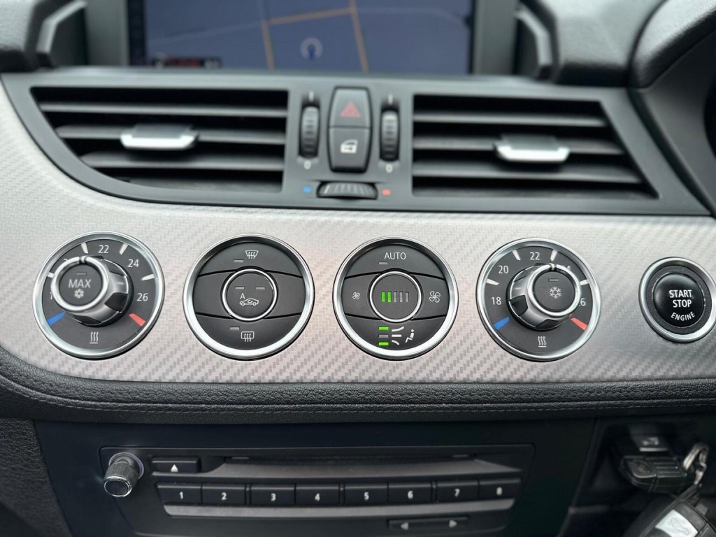 BMW Z4 2.5 23i M Sport sDrive Euro 5 2dr 2012