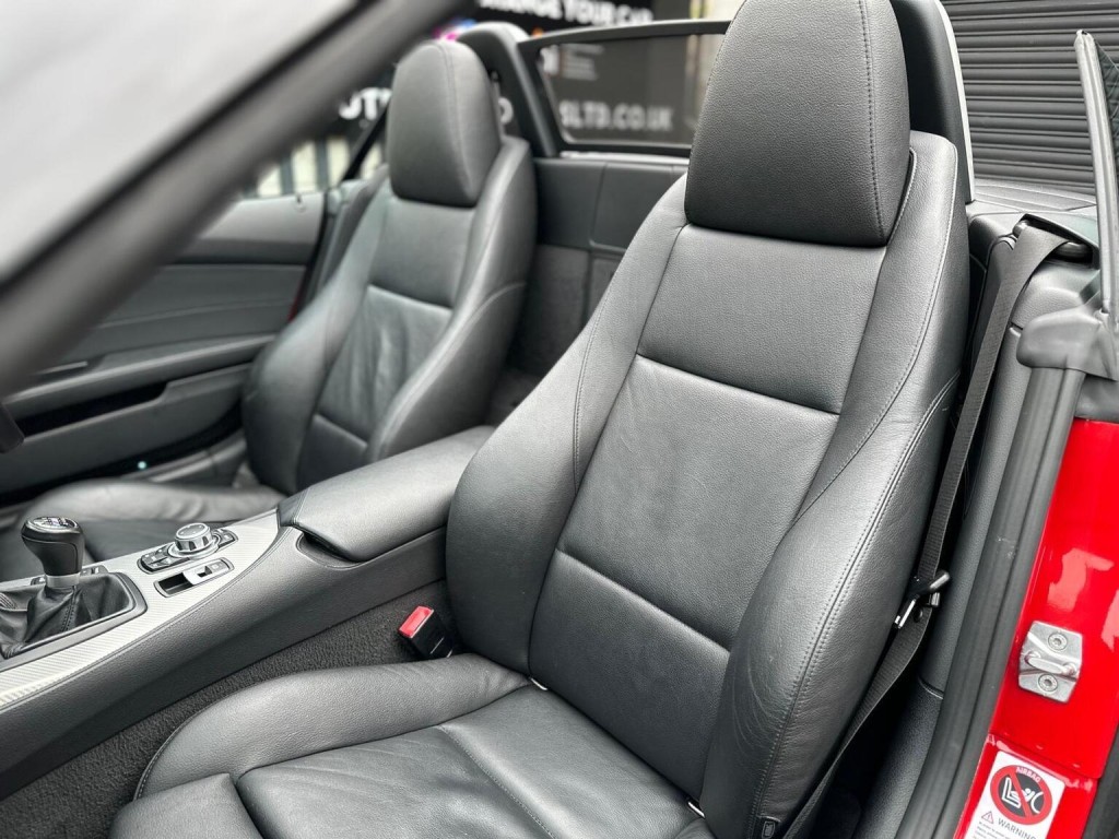 BMW Z4 2.5 23i M Sport sDrive Euro 5 2dr 2012