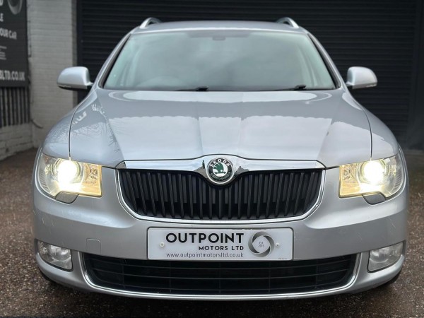 View SKODA SUPERB 2.0 TDI Elegance Euro 5 5dr
