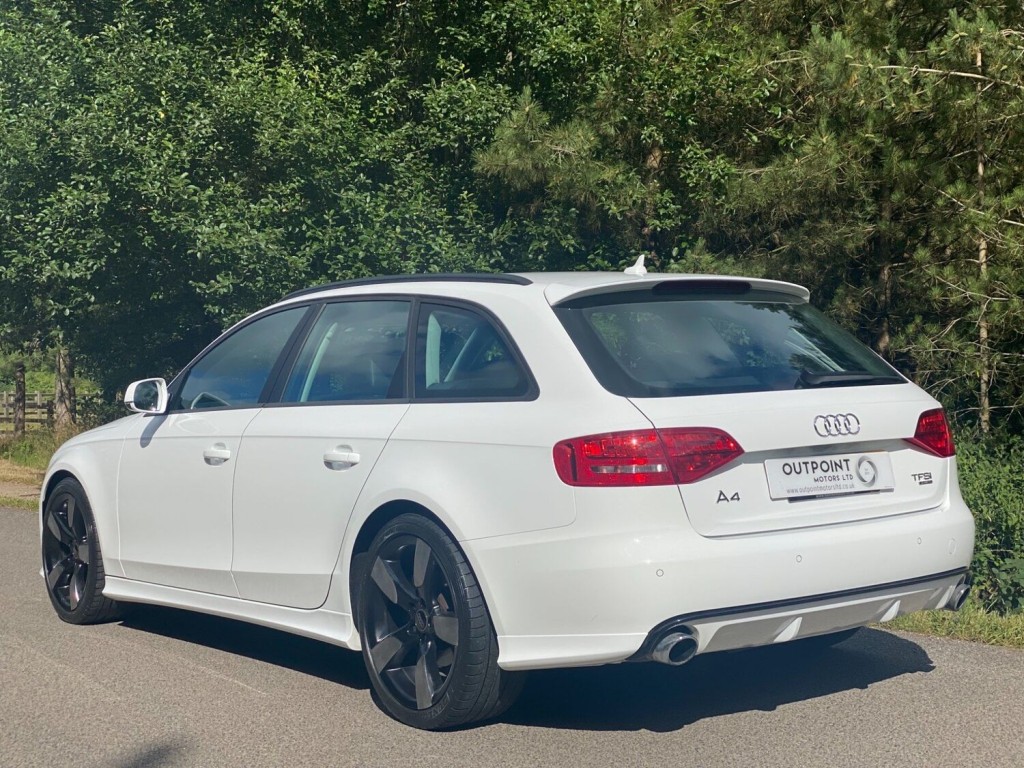 AUDI A4 AVANT 2.0 TFSI Dynamik Avant quattro 5dr 2011