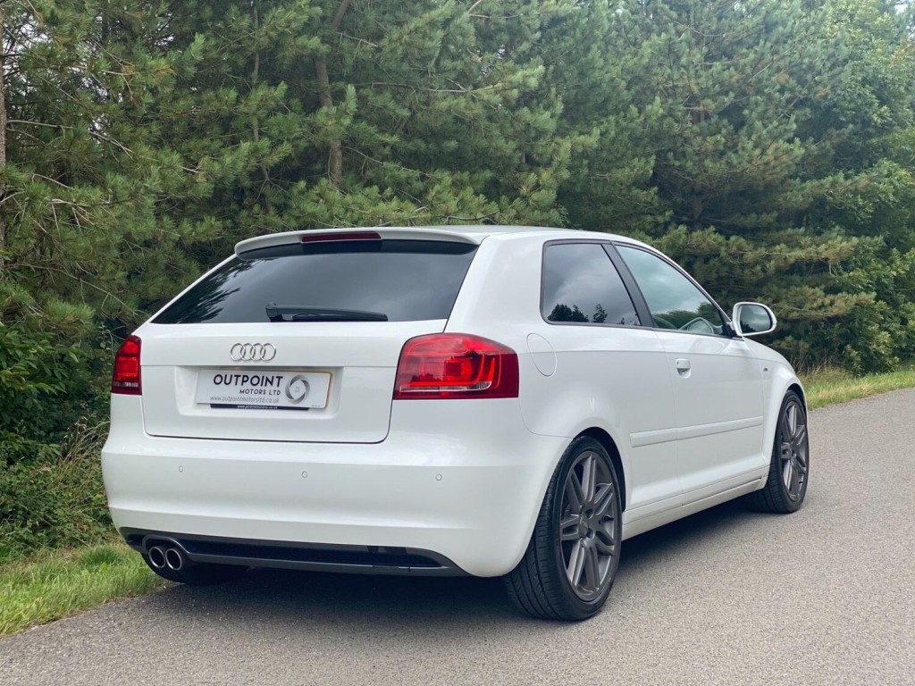 AUDI A3 2.0 TFSI Black Edition 3dr 2010