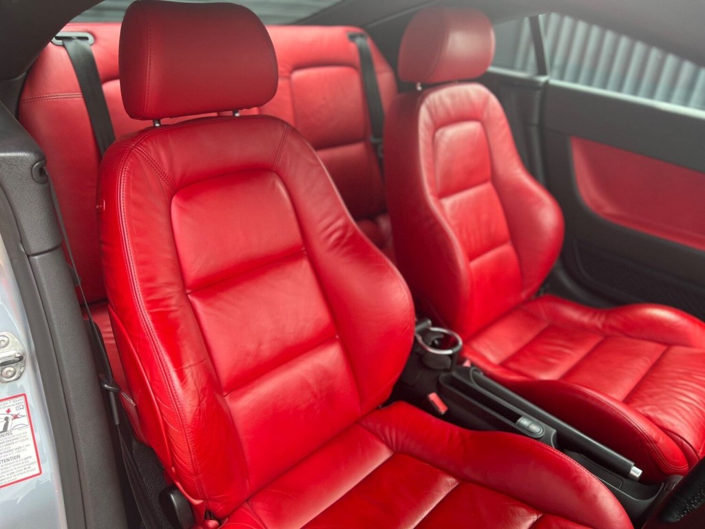 AUDI TT 3.2 DSG quattro 2dr 2004