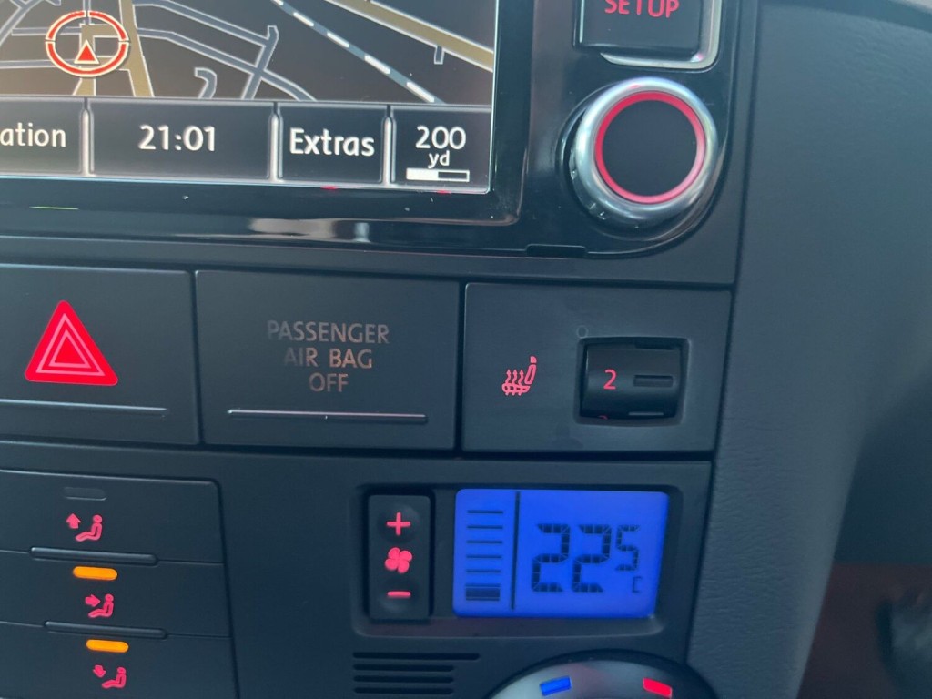 VOLKSWAGEN TOUAREG 3.0 TDI V6 DPF Altitude 5dr 2009