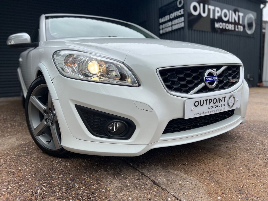 VOLVO C30 2.0 D3 R-Design Sports Coupe Euro 5 3dr 2011