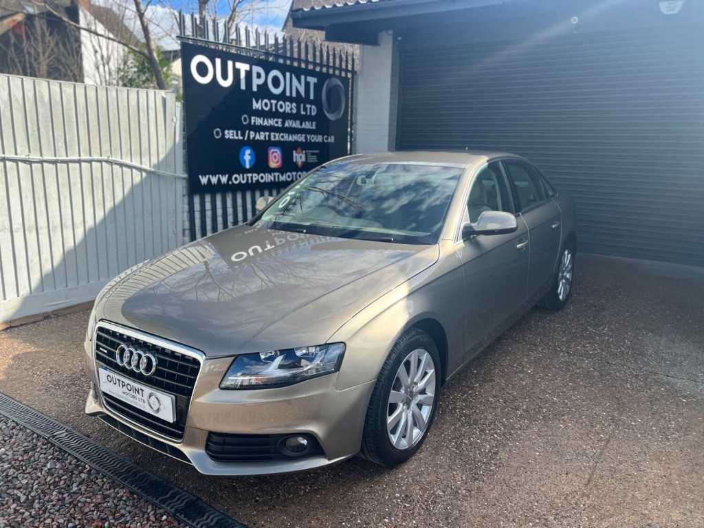 AUDI A4 3.0 TDI SE S Tronic quattro Euro 4 4dr 2009