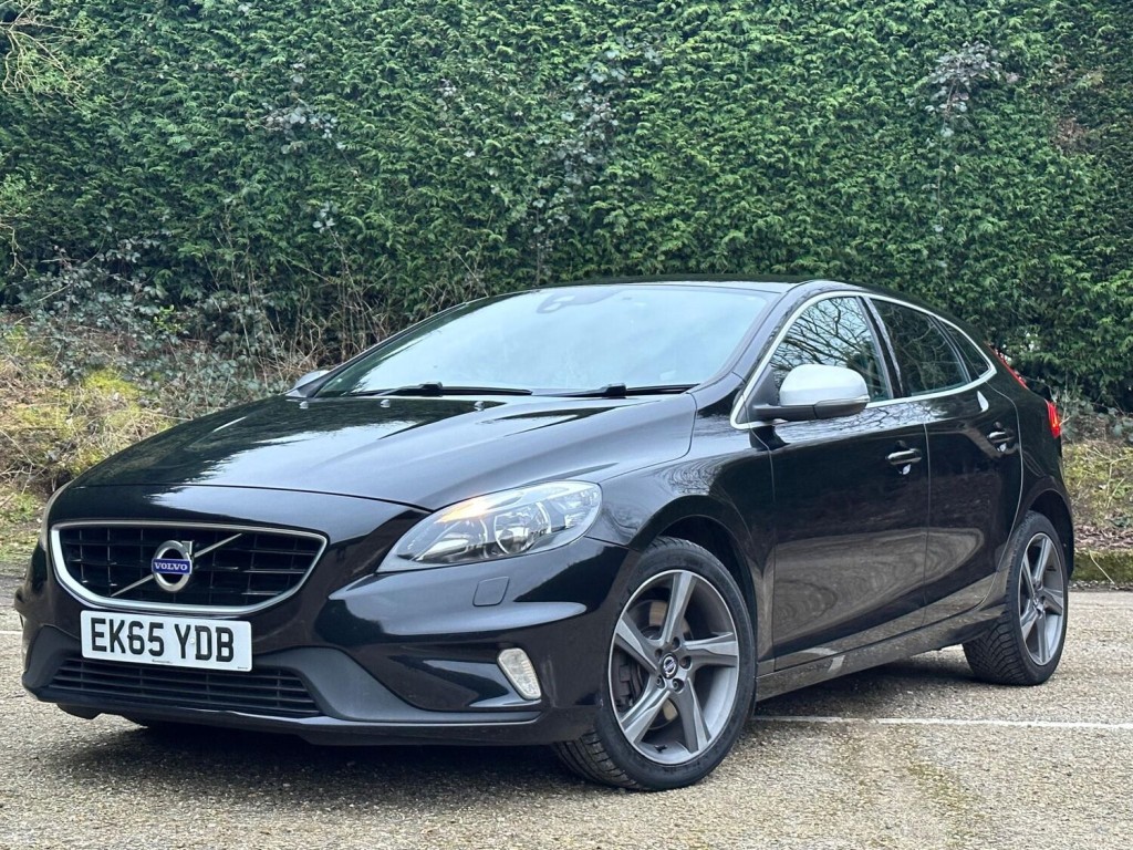 VOLVO V40