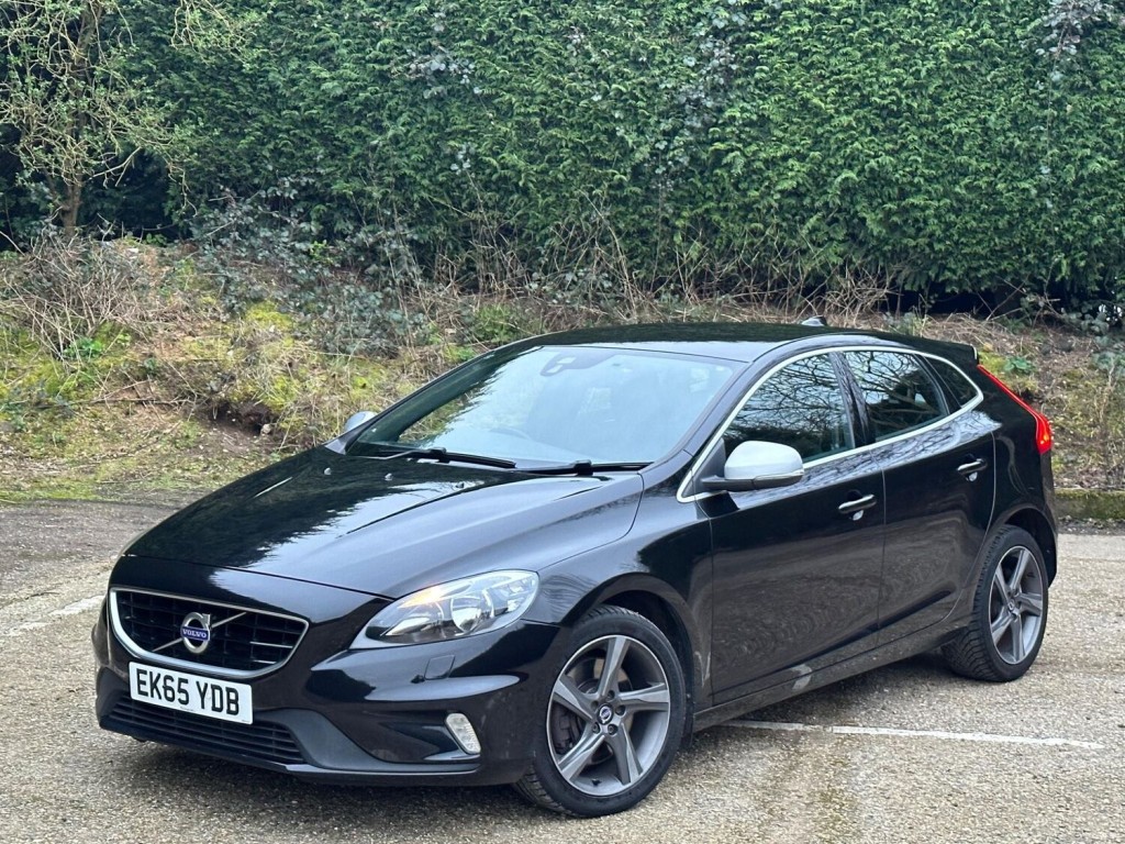 VOLVO V40