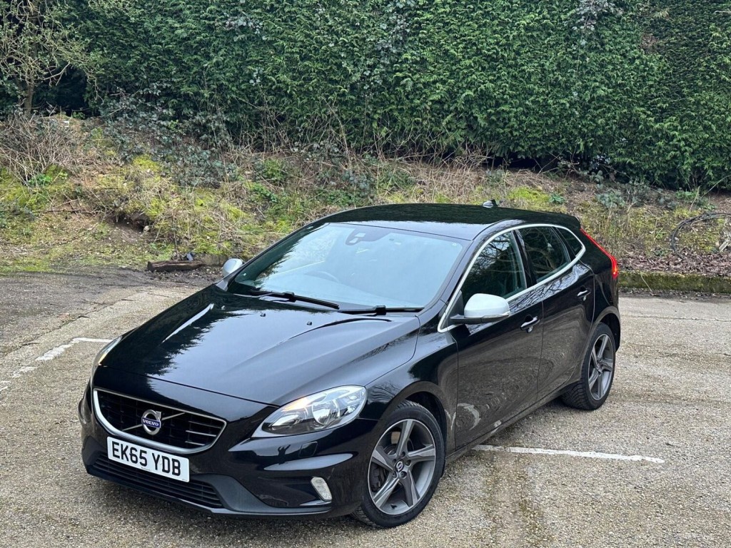VOLVO V40