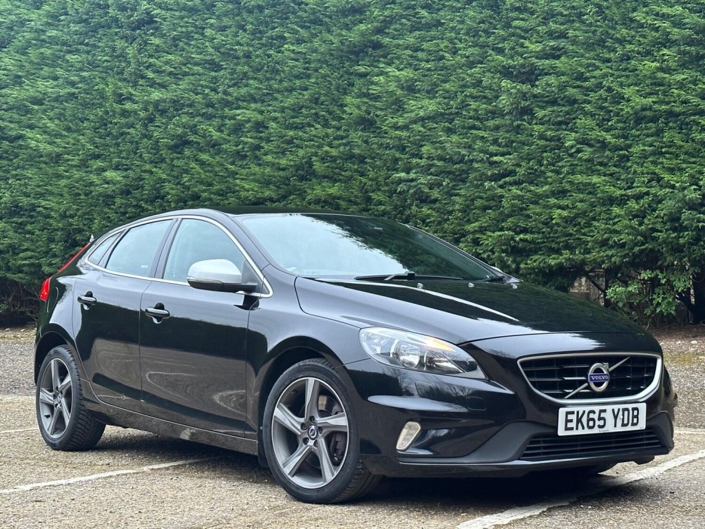 VOLVO V40