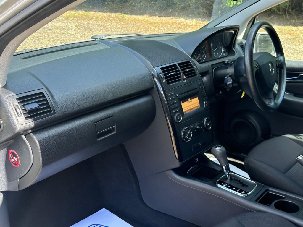 MERCEDES-BENZ A CLASS