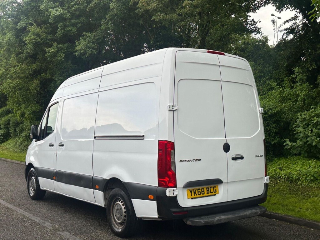 MERCEDES-BENZ SPRINTER