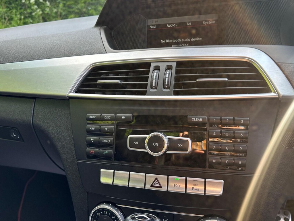 MERCEDES-BENZ C CLASS