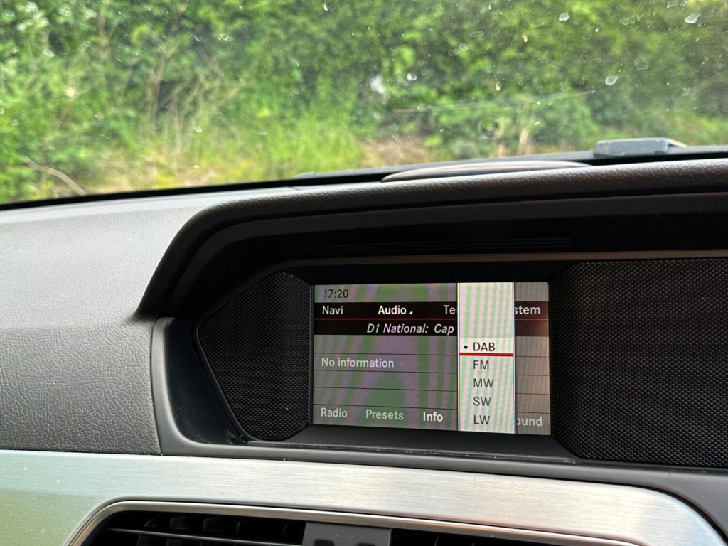 MERCEDES-BENZ C CLASS