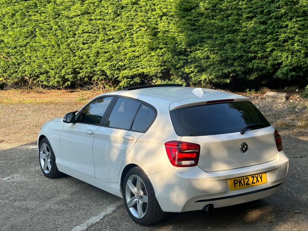 View BMW 1 SERIES 1.6 116i Sport Euro 5 (s/s) 5dr