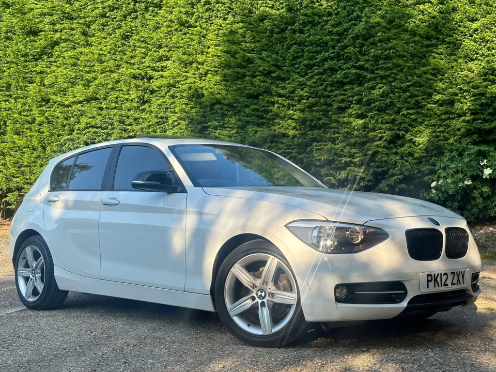BMW 1 SERIES