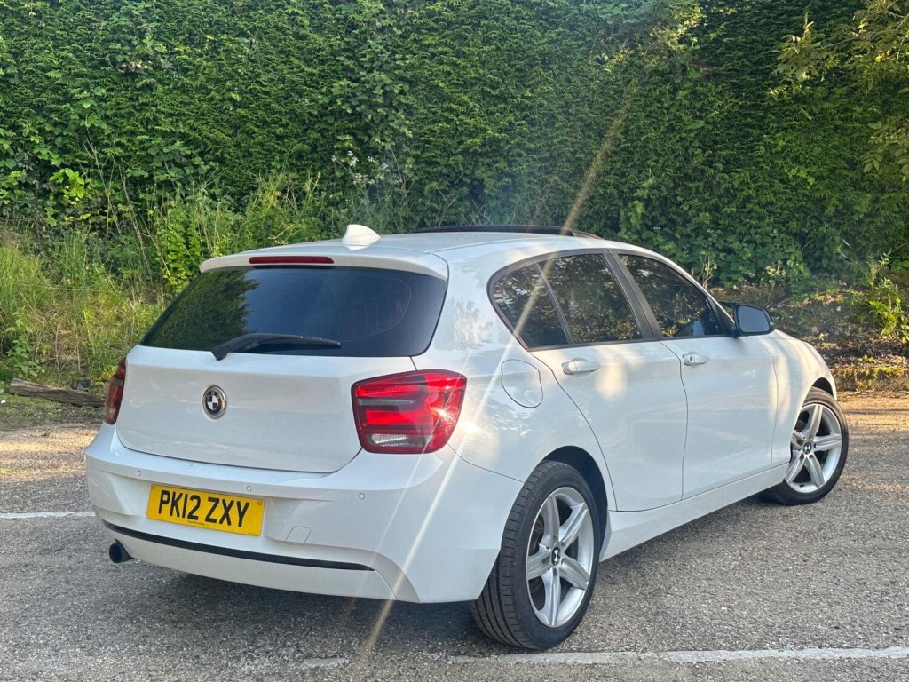 View BMW 1 SERIES 1.6 116i Sport Euro 5 (s/s) 5dr