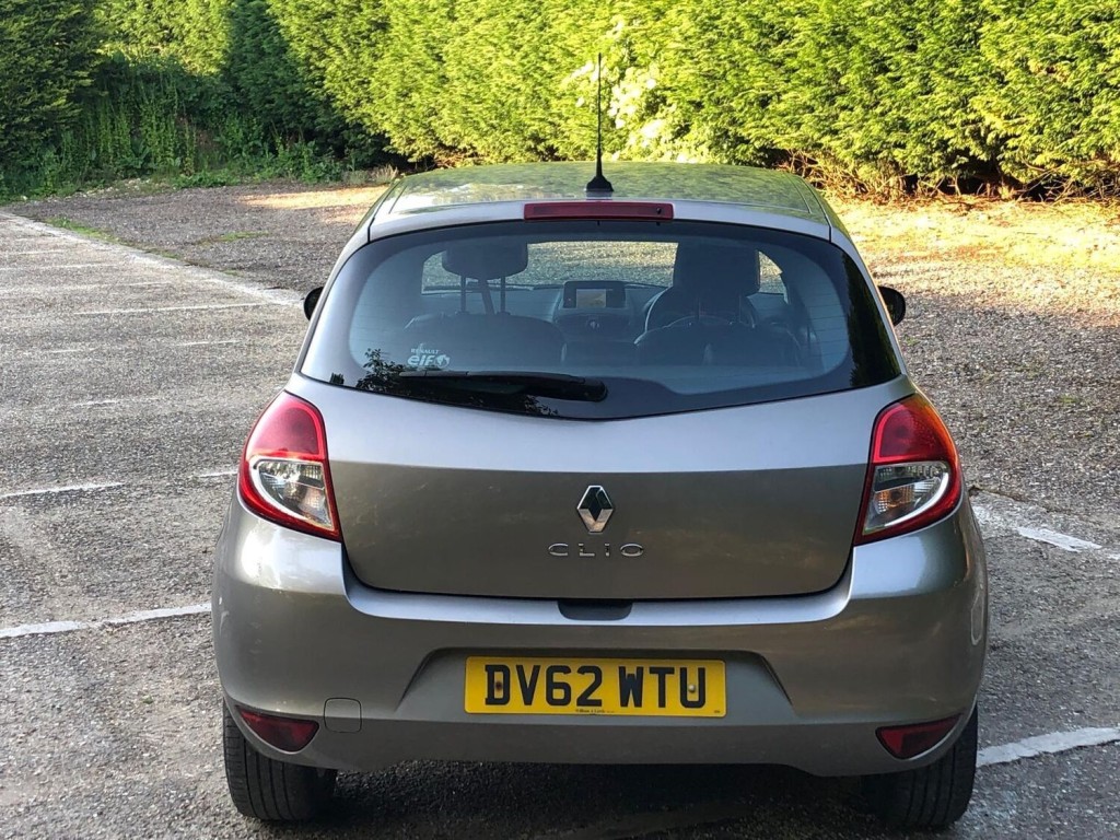 RENAULT CLIO