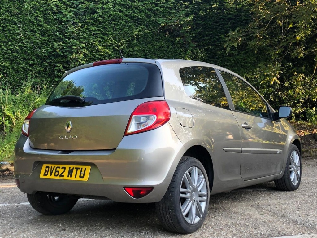 RENAULT CLIO