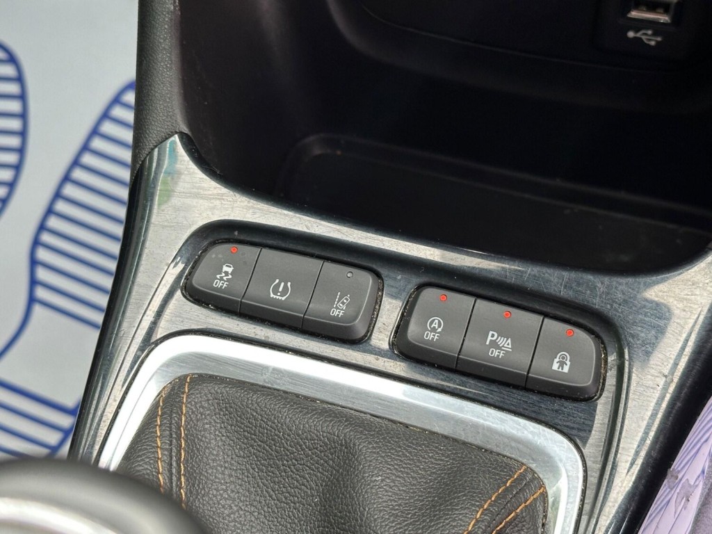 VAUXHALL CROSSLAND X