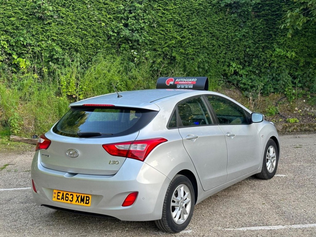 HYUNDAI I30