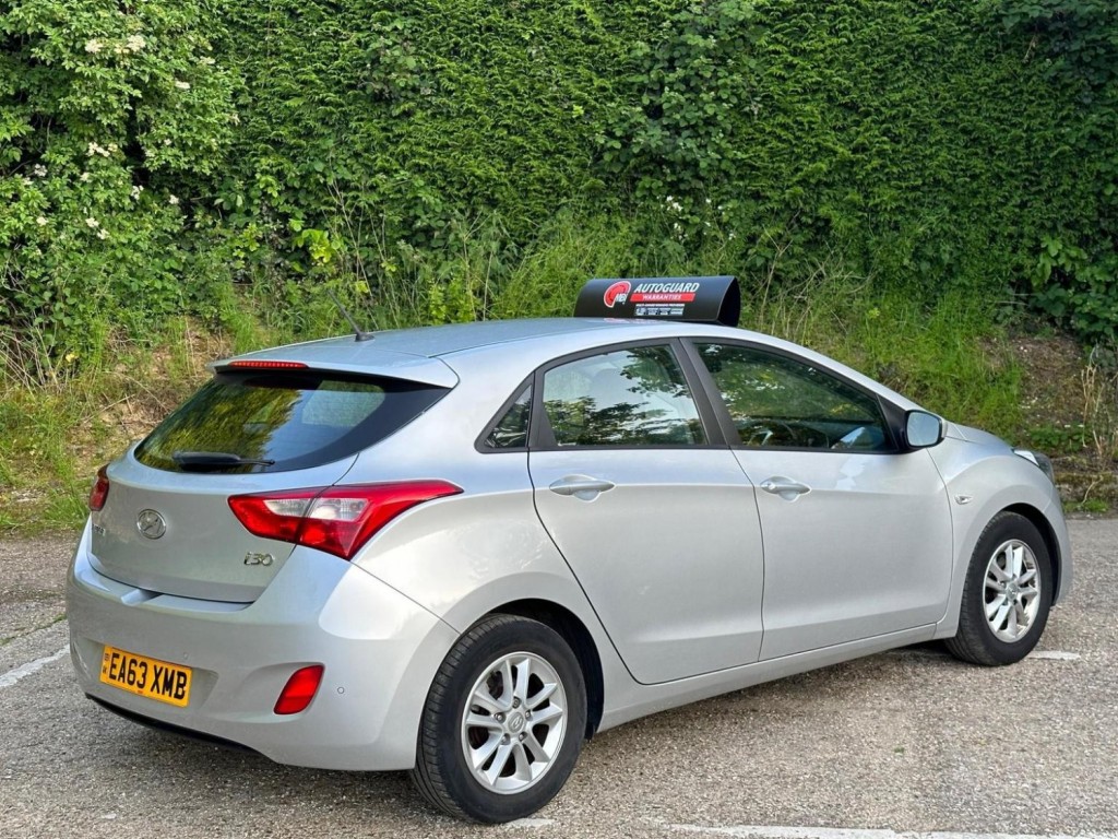 HYUNDAI I30