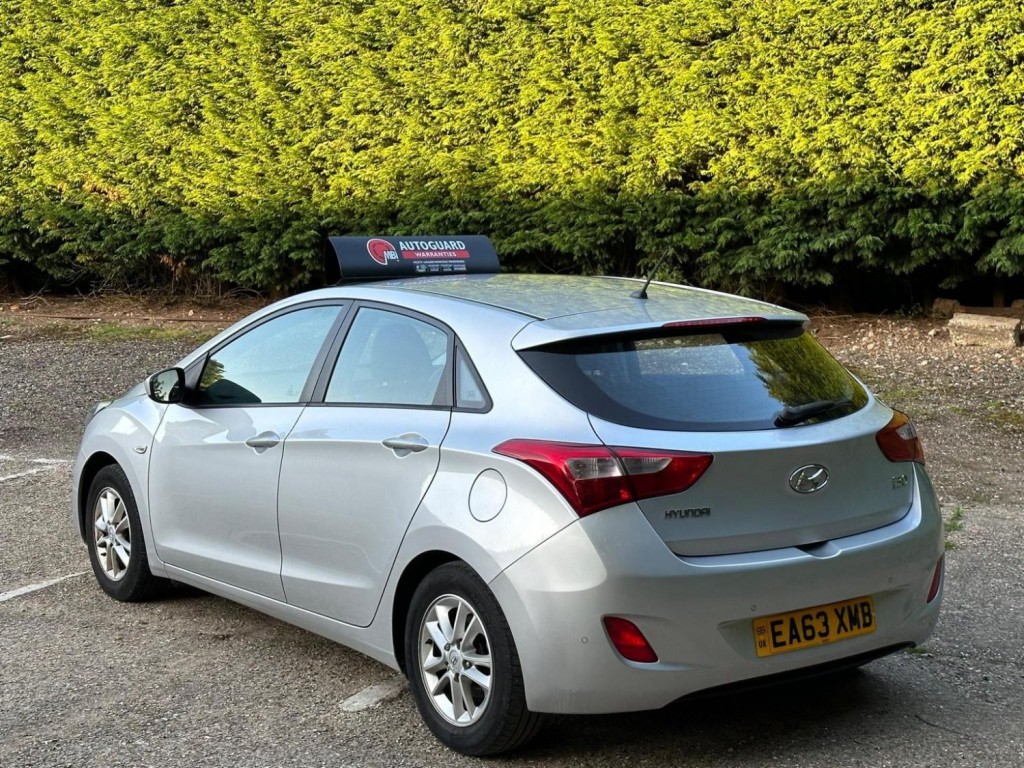 HYUNDAI I30