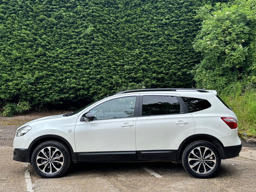 NISSAN QASHQAI+2