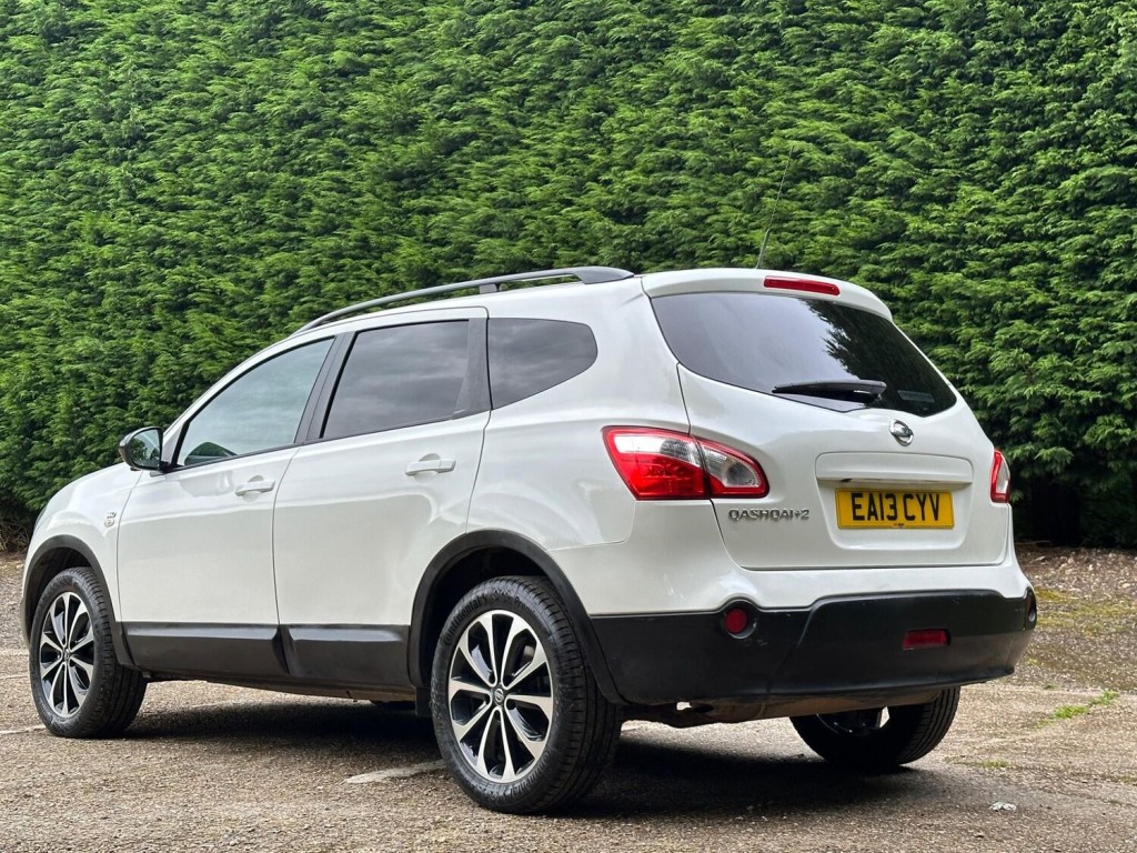 NISSAN QASHQAI+2