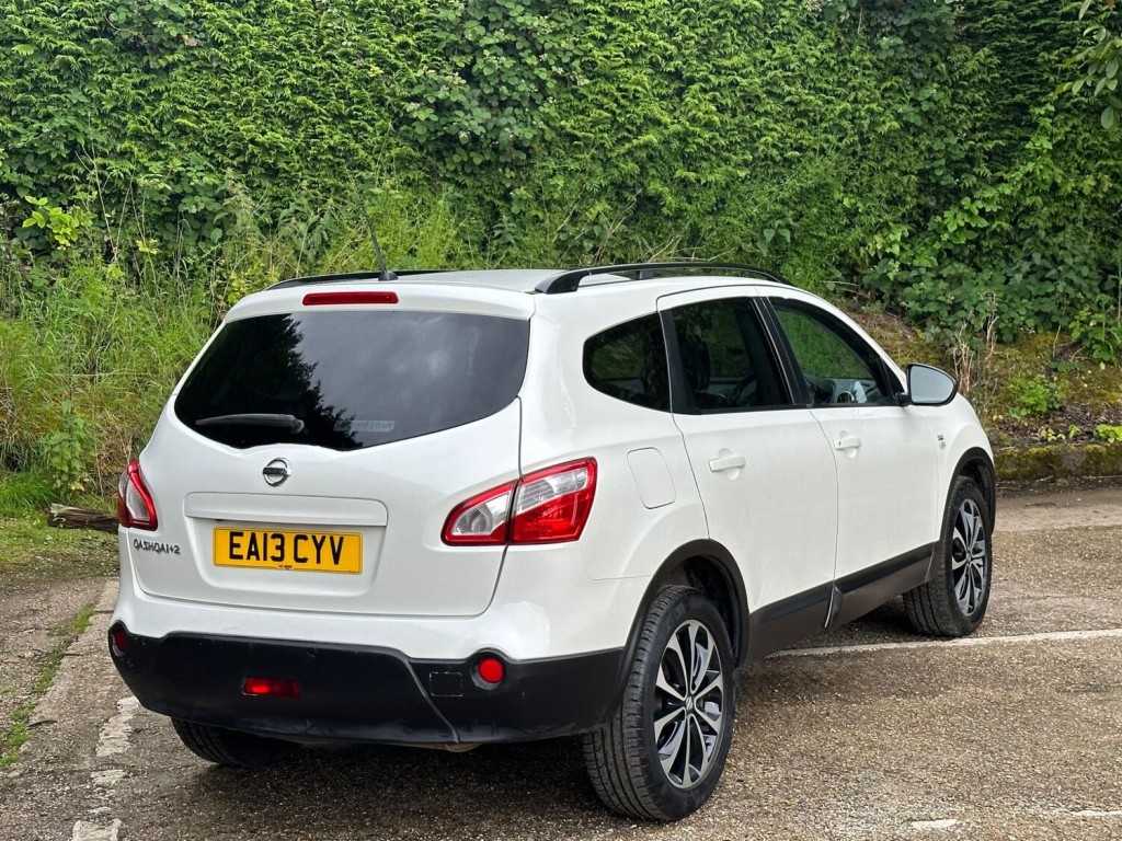 NISSAN QASHQAI+2