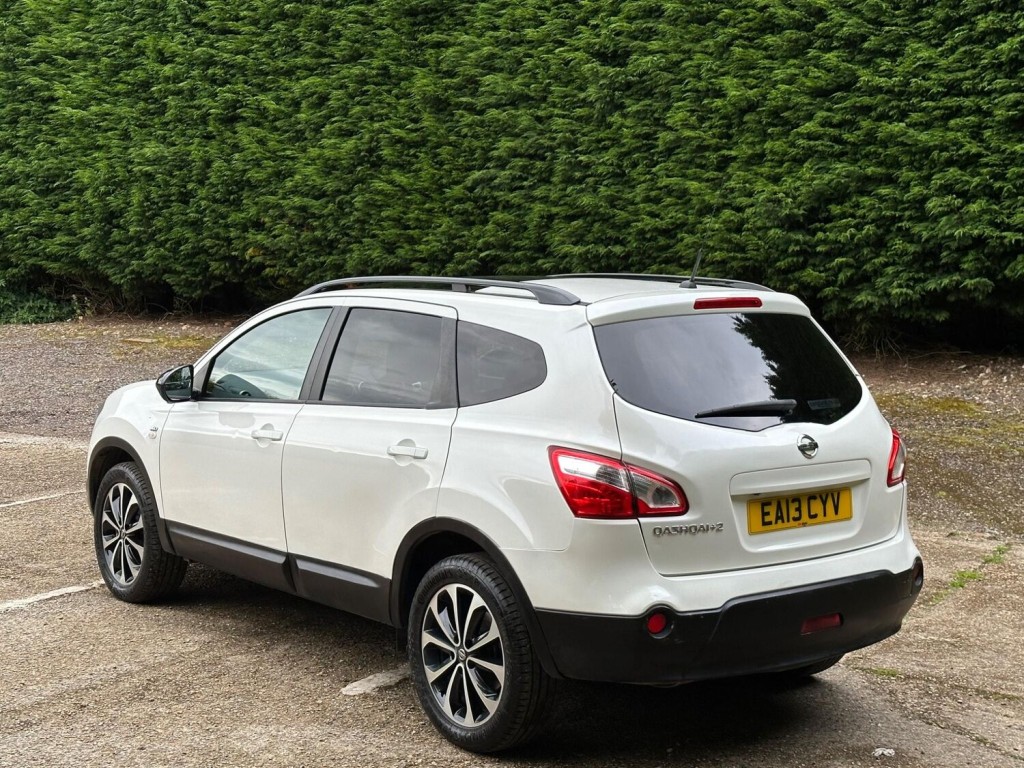 NISSAN QASHQAI+2