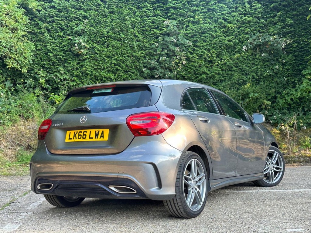 MERCEDES-BENZ A CLASS