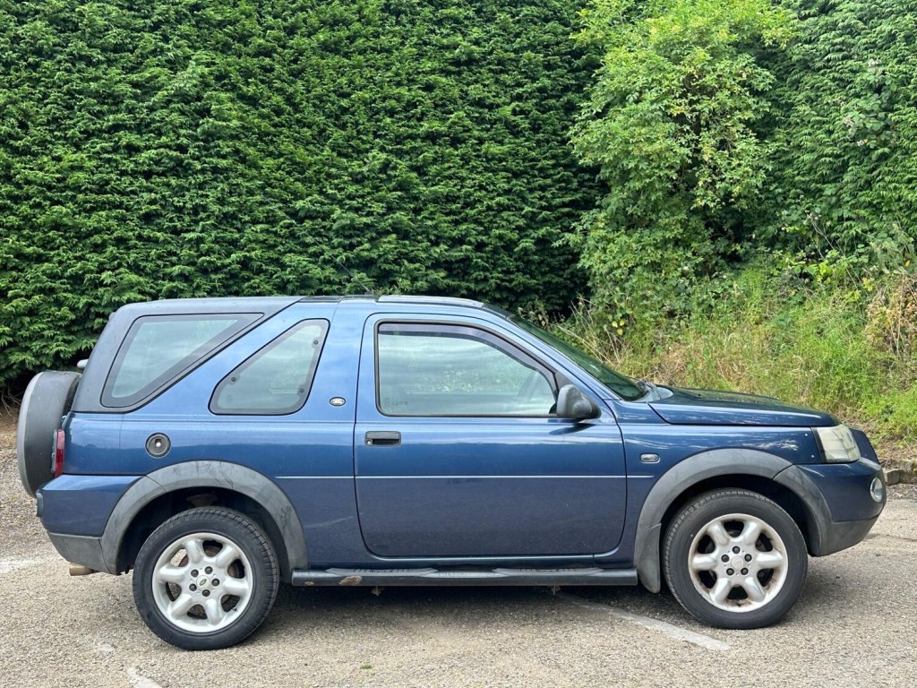 View LAND ROVER FREELANDER 1.8 XEi Special Edition Soft Top 3dr