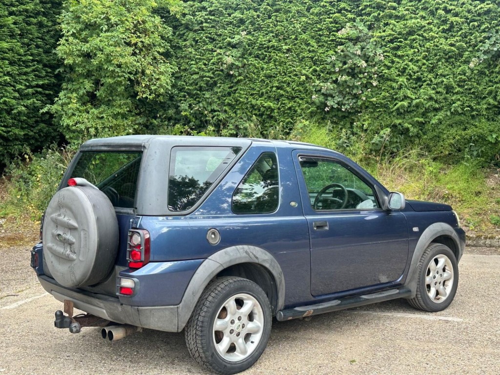 LAND ROVER FREELANDER