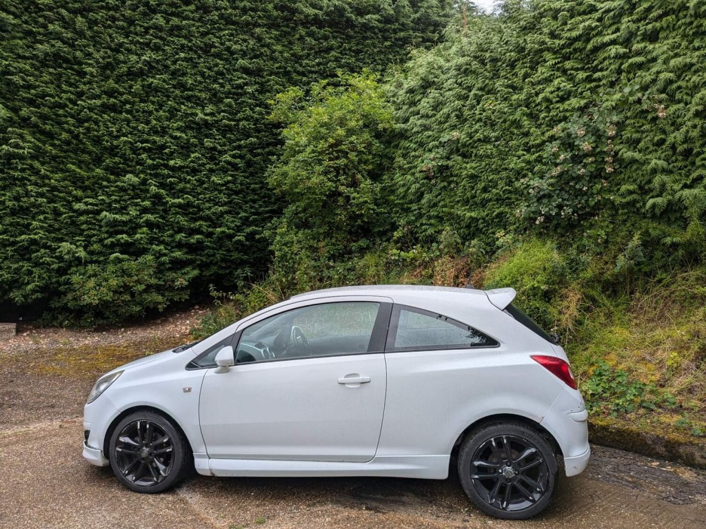 VAUXHALL CORSA
