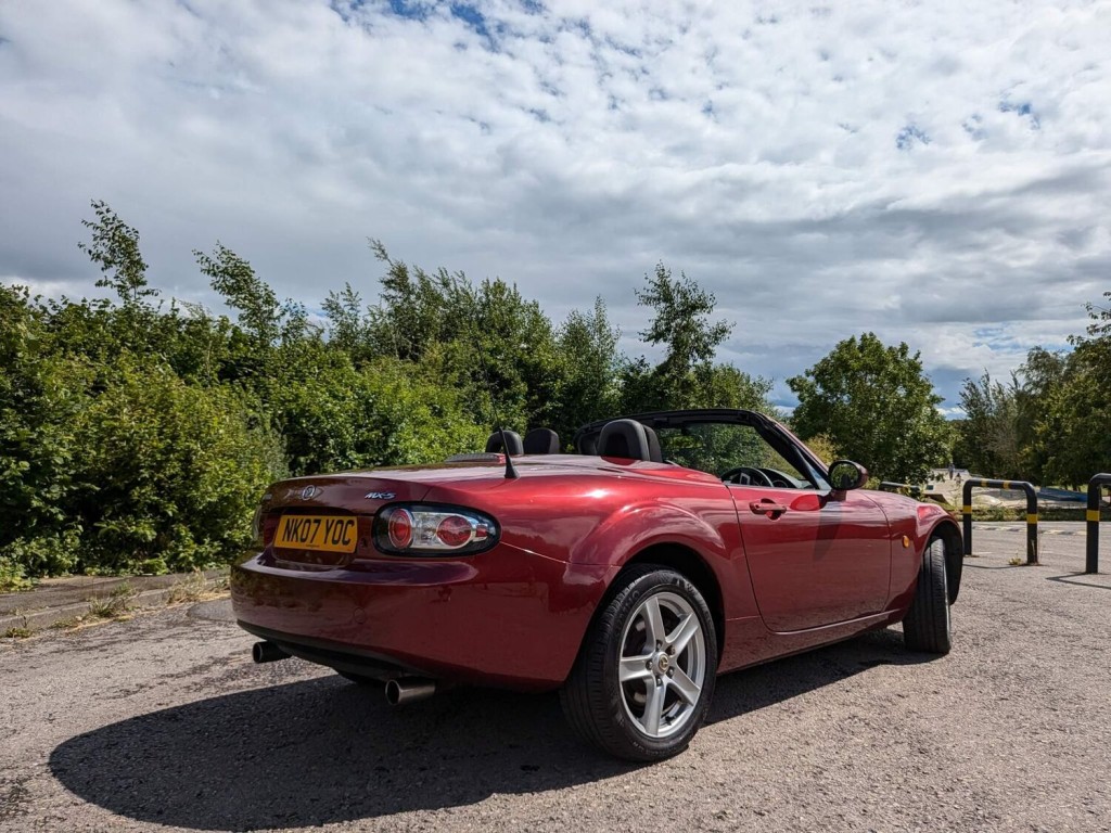 MAZDA MX-5