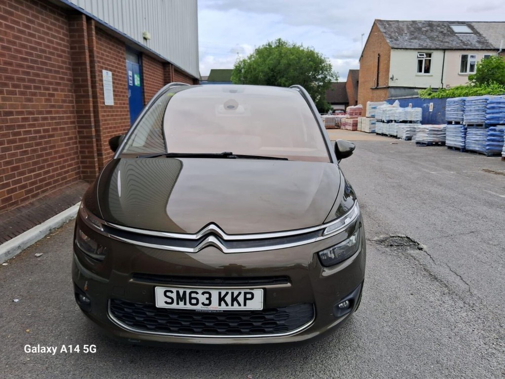 View CITROEN C4 1.6 e-HDi Airdream Exclusive+ ETG6 Euro 5 (s/s) 5dr