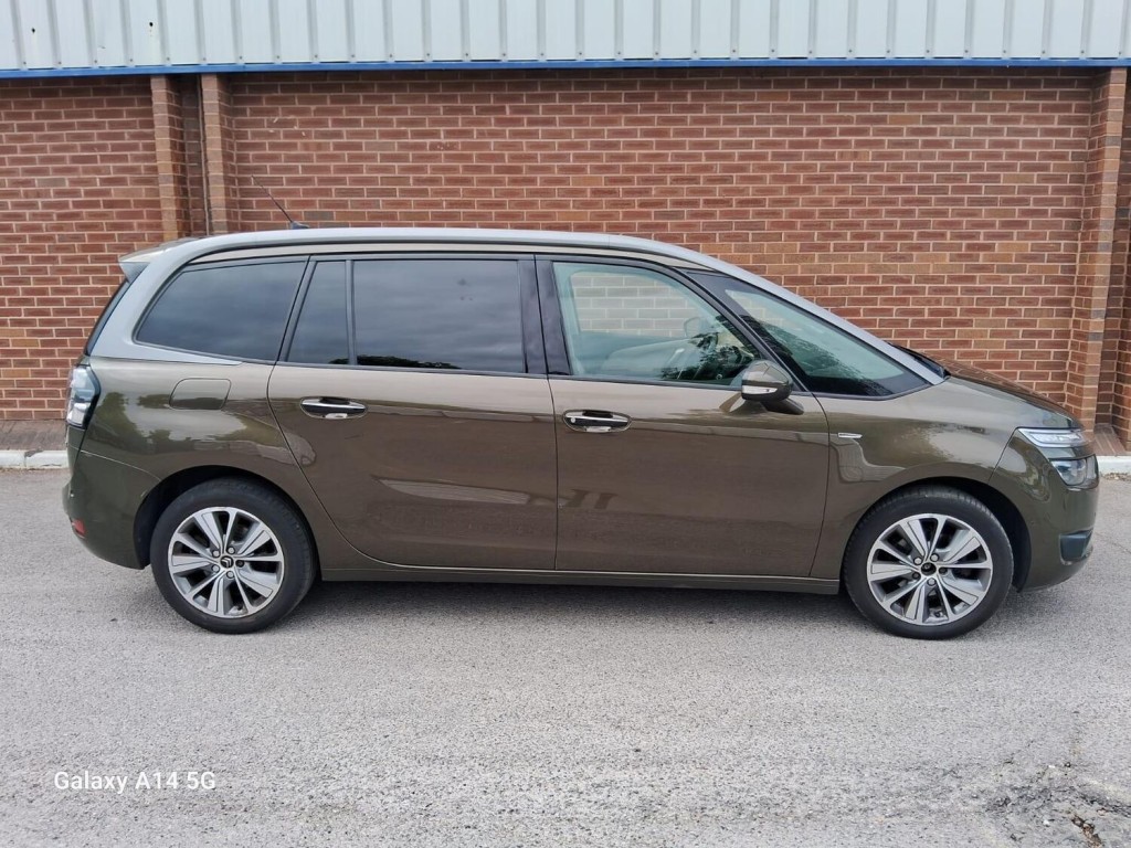 View CITROEN C4 1.6 e-HDi Airdream Exclusive+ ETG6 Euro 5 (s/s) 5dr