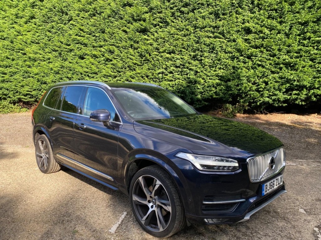 View VOLVO XC90 2.0 D5 PowerPulse Inscription Auto 4WD Euro 6 (s/s) 5dr