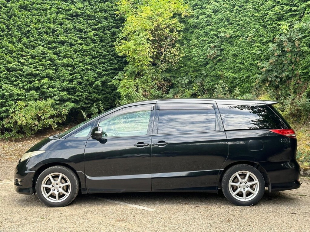 TOYOTA ESTIMA