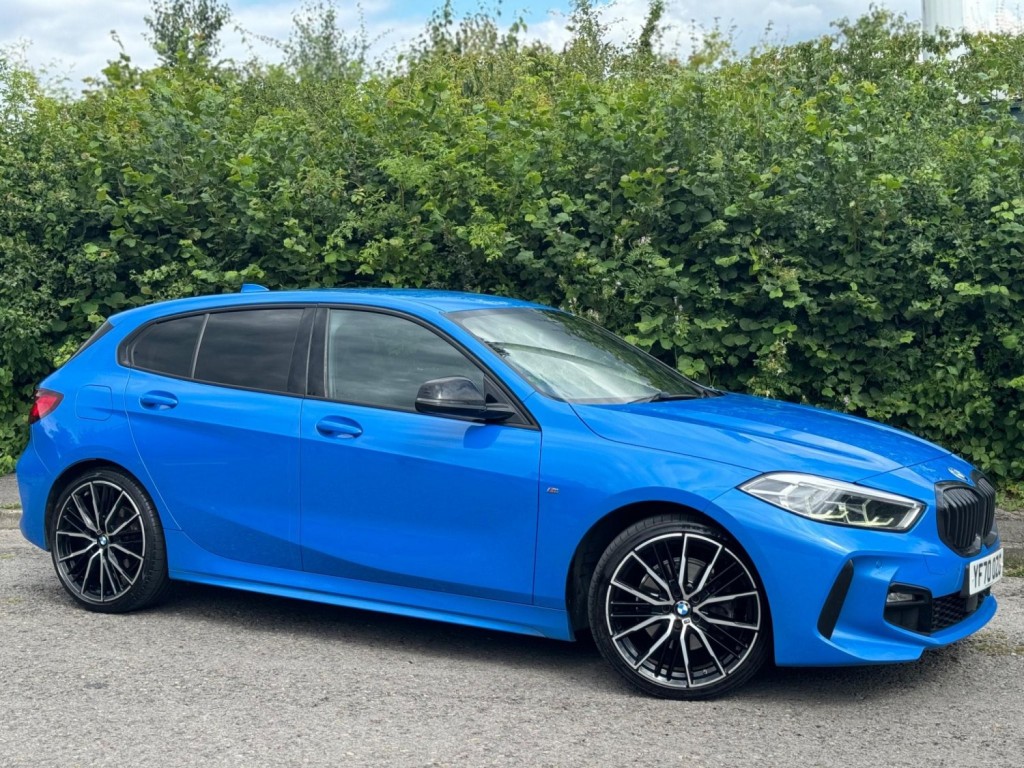 BMW 1 SERIES