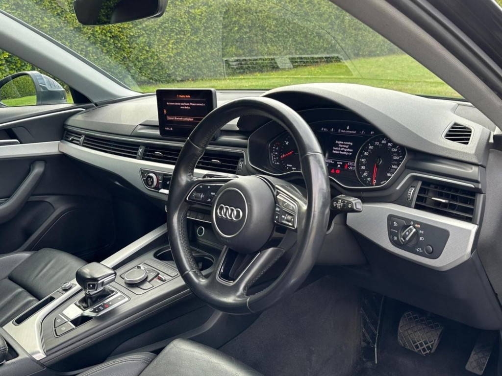 View AUDI A4 AVANT 2.0 TDI 35 Sport S Tronic Euro 6 (s/s) 5dr